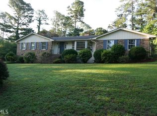 176 Hammond St, Winder, GA 30680