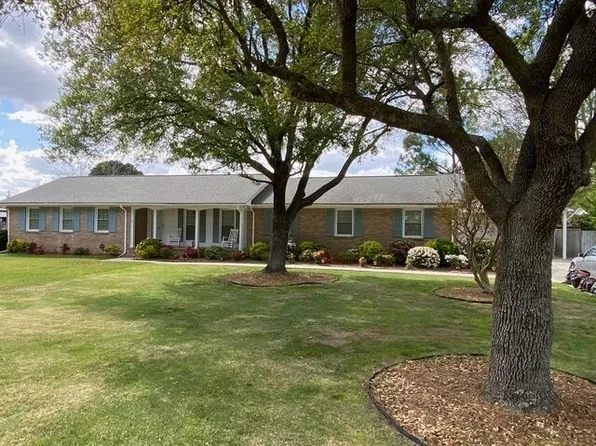 833 Stratton Dr, Florence, SC 29501