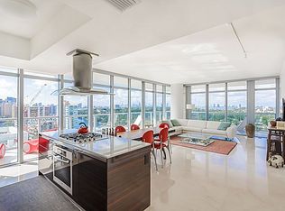 3737 Collins Av #1303, miami beach, FL 33140