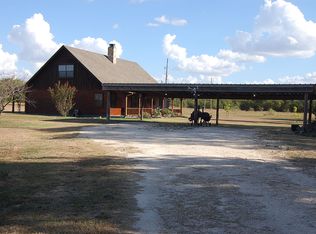 286 Creekwood Dr, Blum, TX 76627