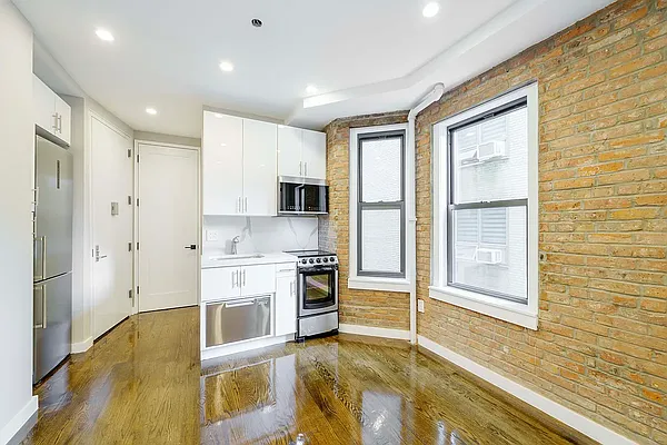 Rented by Douglas Elliman | media 11