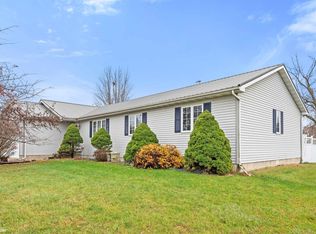 407 W Oak St, Danville, IA 52623