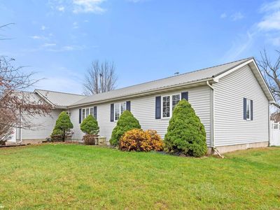 407 W Oak St, Danville, IA, 52623