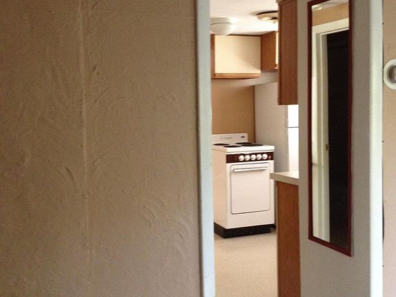 Living room to Kitchen