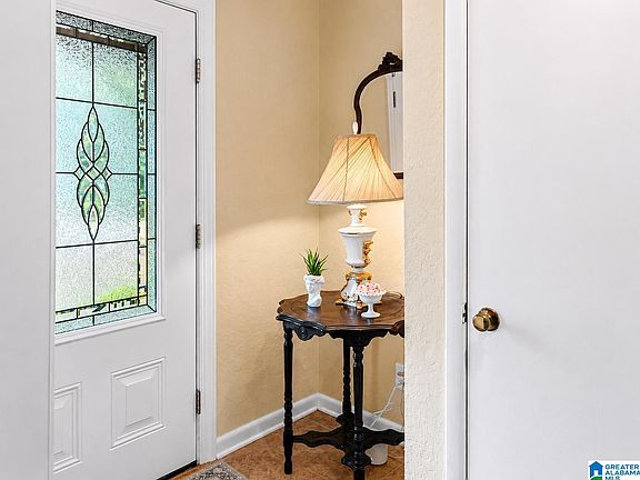 4th image of 4136 Tudor Ln