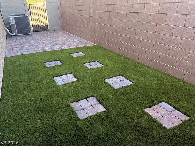 7331 Sunray Point St — Photo 30