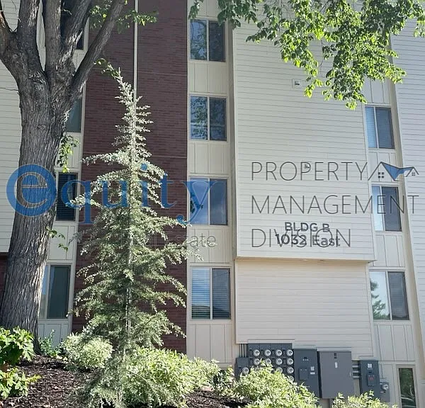 1032 E 400 S #303B — Photo 20