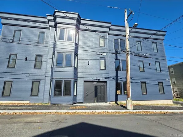 29 Metcalf St #306, Saint John, NB E2K 1J6