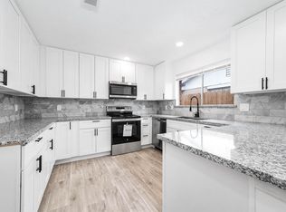 10402 Rancho Bernardo Ln, Sugar Land, TX 77498