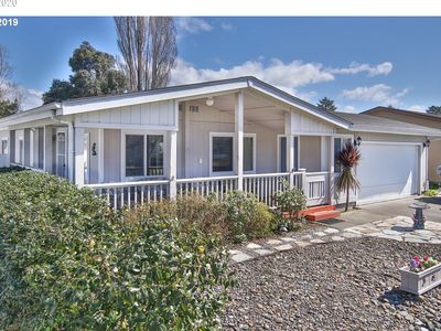 212 Lakeland Dr, Lakeside, OR, 97449