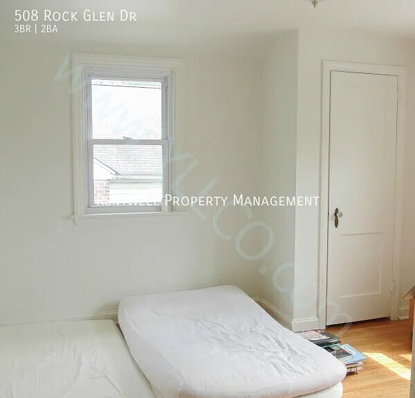 508 Rock Glen Dr — Photo 8