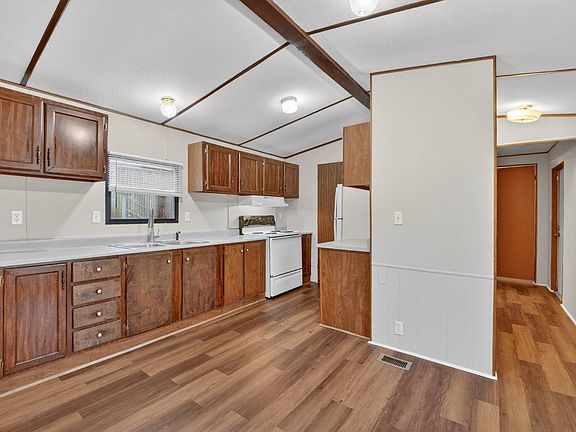 3rd image of 491 Chapman Rd Lot 39