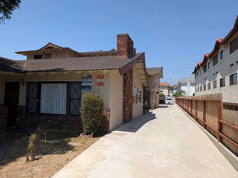 307 N Curtis Ave — Photo 20