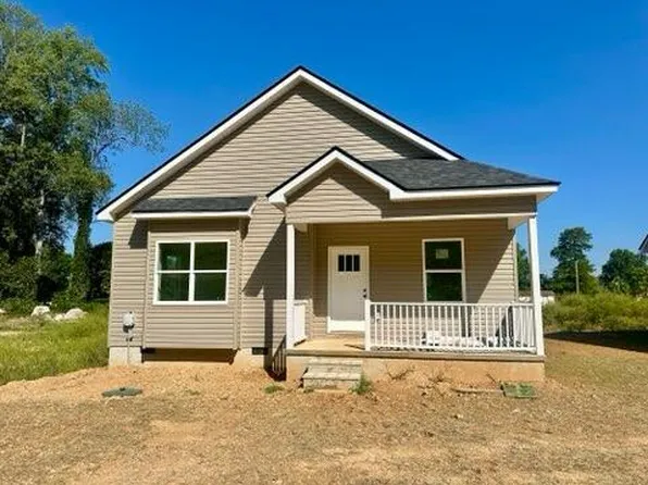 560 Gracie St, Livingston, TN 38570