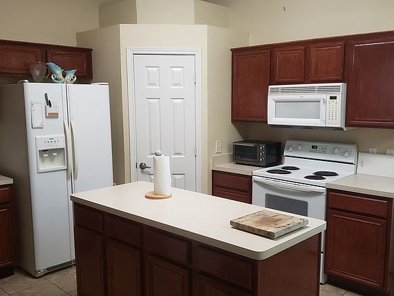 4th image of 203 Ray Creek Dr