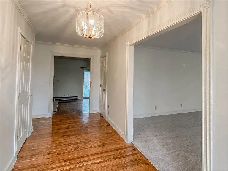 255 Starritt Ln — Photo 7