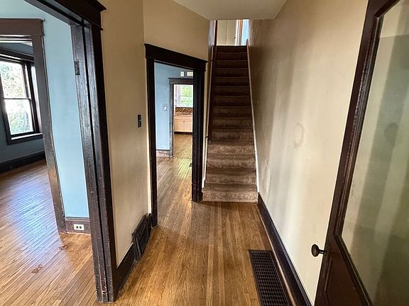 2nd image of 166 N 3rd St