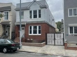 5864 Fresh Pond Rd, Maspeth, NY 11378