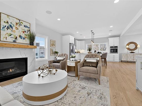 3rd image of 1 Stoneridge Rd #1