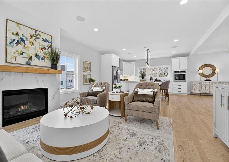 1st image of 1 Stoneridge Rd