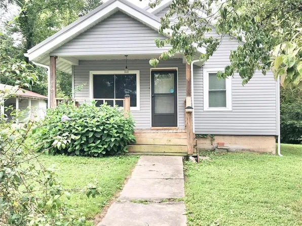 105 E 10th St, Salem, MO 65560