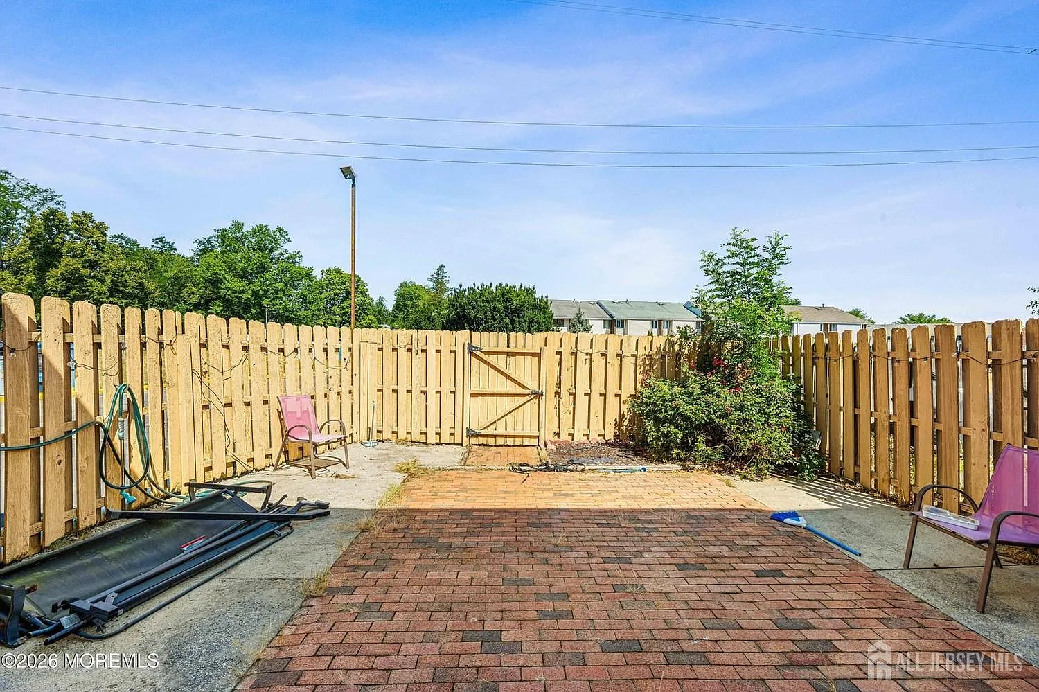 3 bed, 3.5 bath, 1590 sqft, $3,700 — Photo 4