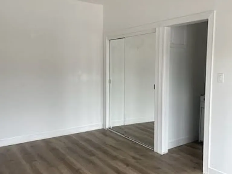 Alexandria Apartments LLC — Photo 38