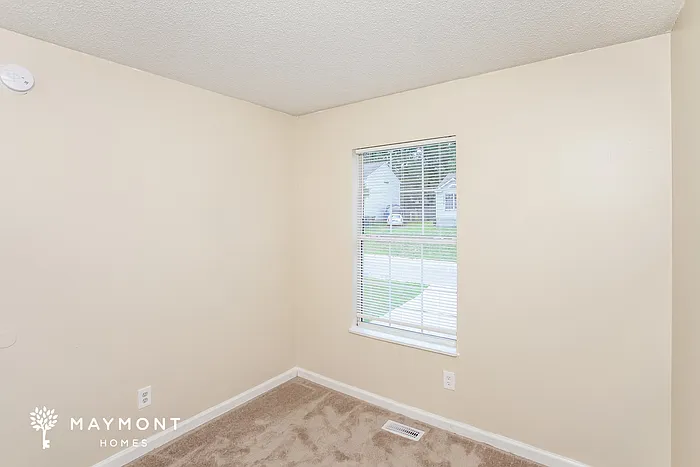 225 Orchard Hill Dr — Photo 9