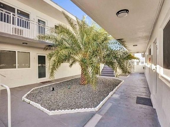 4th image of 8501 Crespi Blvd APT 2
