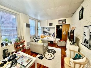 23 Sheafe St APT 2R, Boston, MA 02113