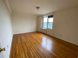 2023 Burr Ave APT 6B, Bronx, NY 10461