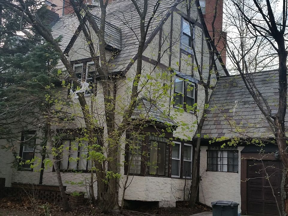 1st image of 11617 Grosvenor Ln