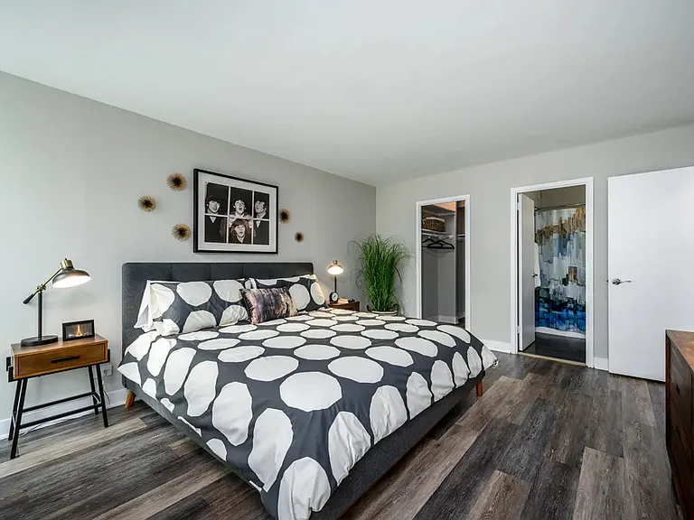 5600-01 N Sheridan Rd #18E — Photo 17