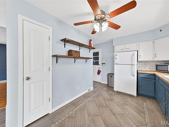 2nd image of 104 Ashland Pl
