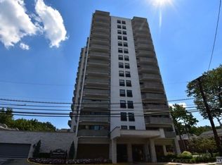1600 Center Ave APT 2H, Fort Lee, NJ