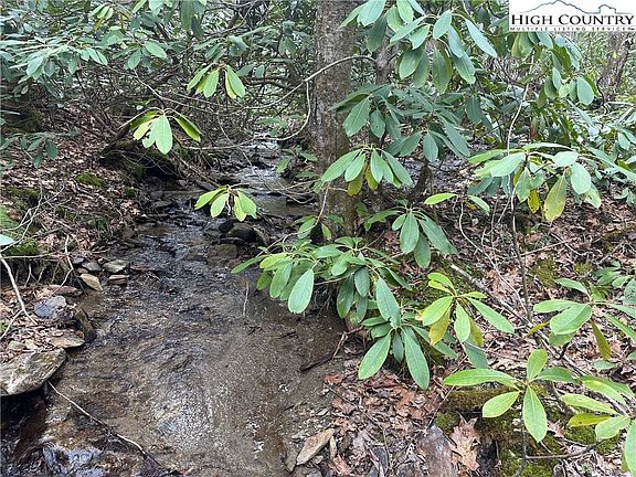 2nd image of 1476 John Alley Road