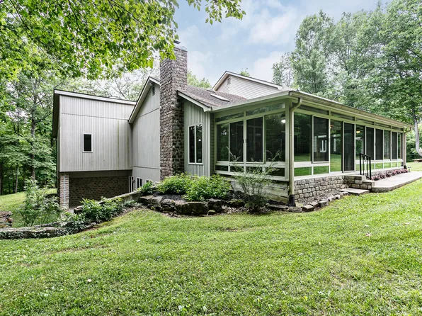 109 Stonehouse Rd, Bardstown, KY 40004
