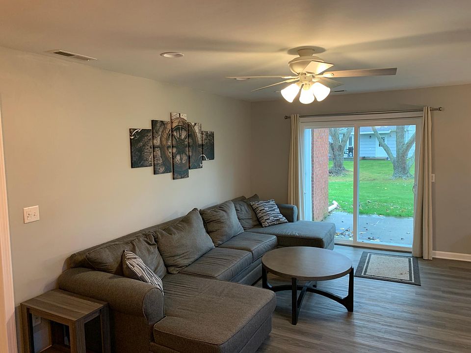 43 Southwind Ln Milford CT Zillow