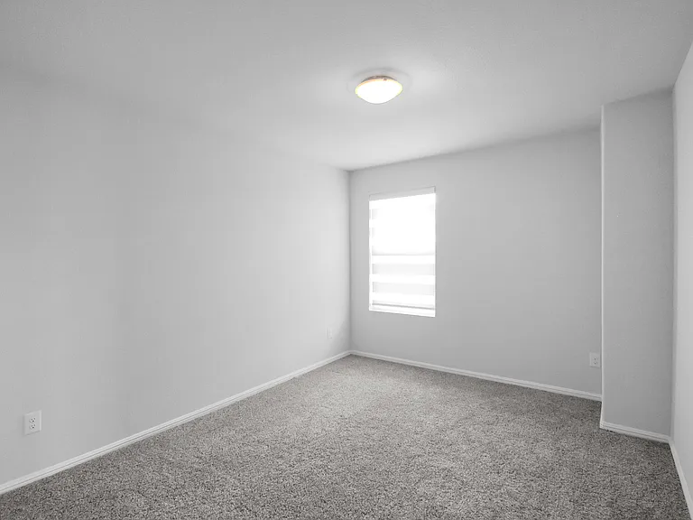 728 Rusty Spurs Pl — Photo 16