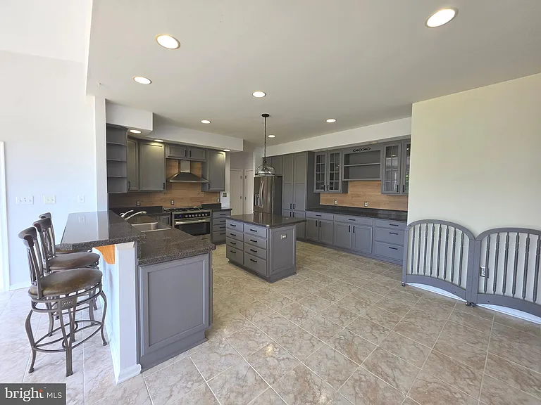 109 Masters Ln — Photo 30