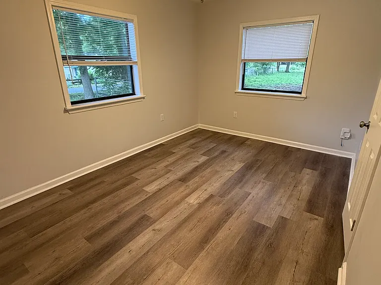 30 Center Rd #A — Photo 12