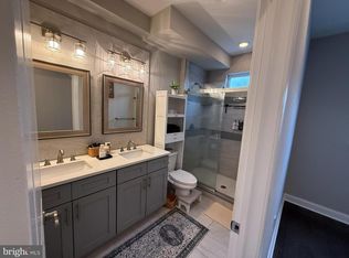 2131 N 10th St, Philadelphia, PA