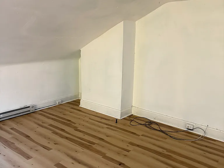 2929 Frederick St — Photo 13