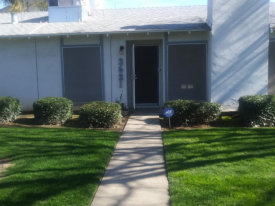 1st image of 2621 Parklane