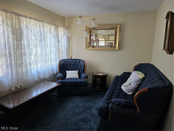 4th image of 650 Sharp Ave