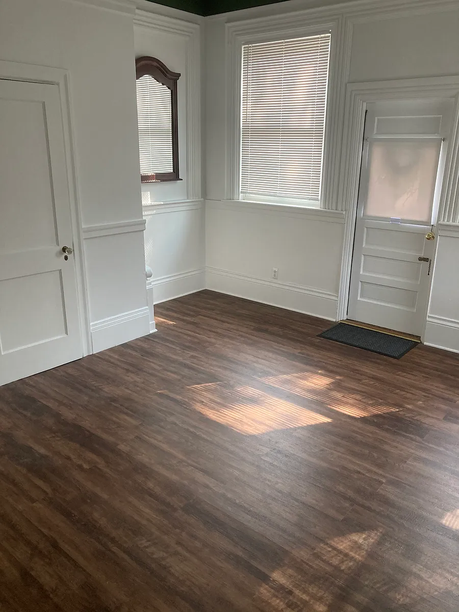 Building Photo - 119 Pleasant St #3