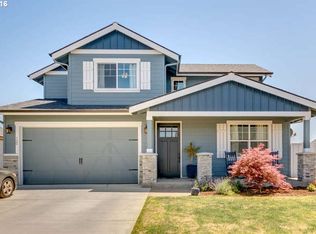 720 N 8th St, Carlton, OR