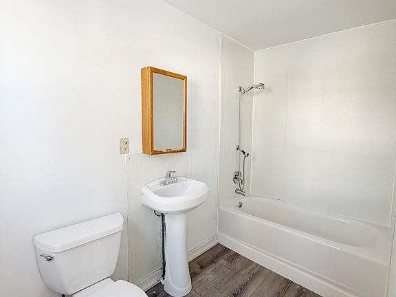2nd image of 8 Ann St APT 2F