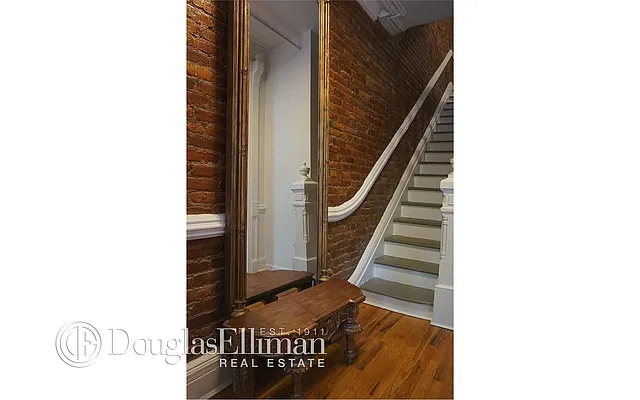 Rented by Douglas Elliman | media 37