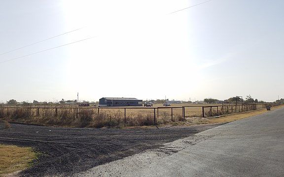 4th image of 6112 E County Road 55